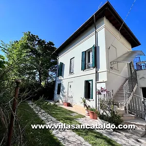 Apartment San Cataldo